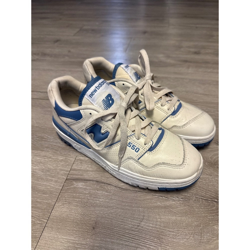 New Balance 550 Cream Blue Leather Sneakers BBW550AI Womens 9.5